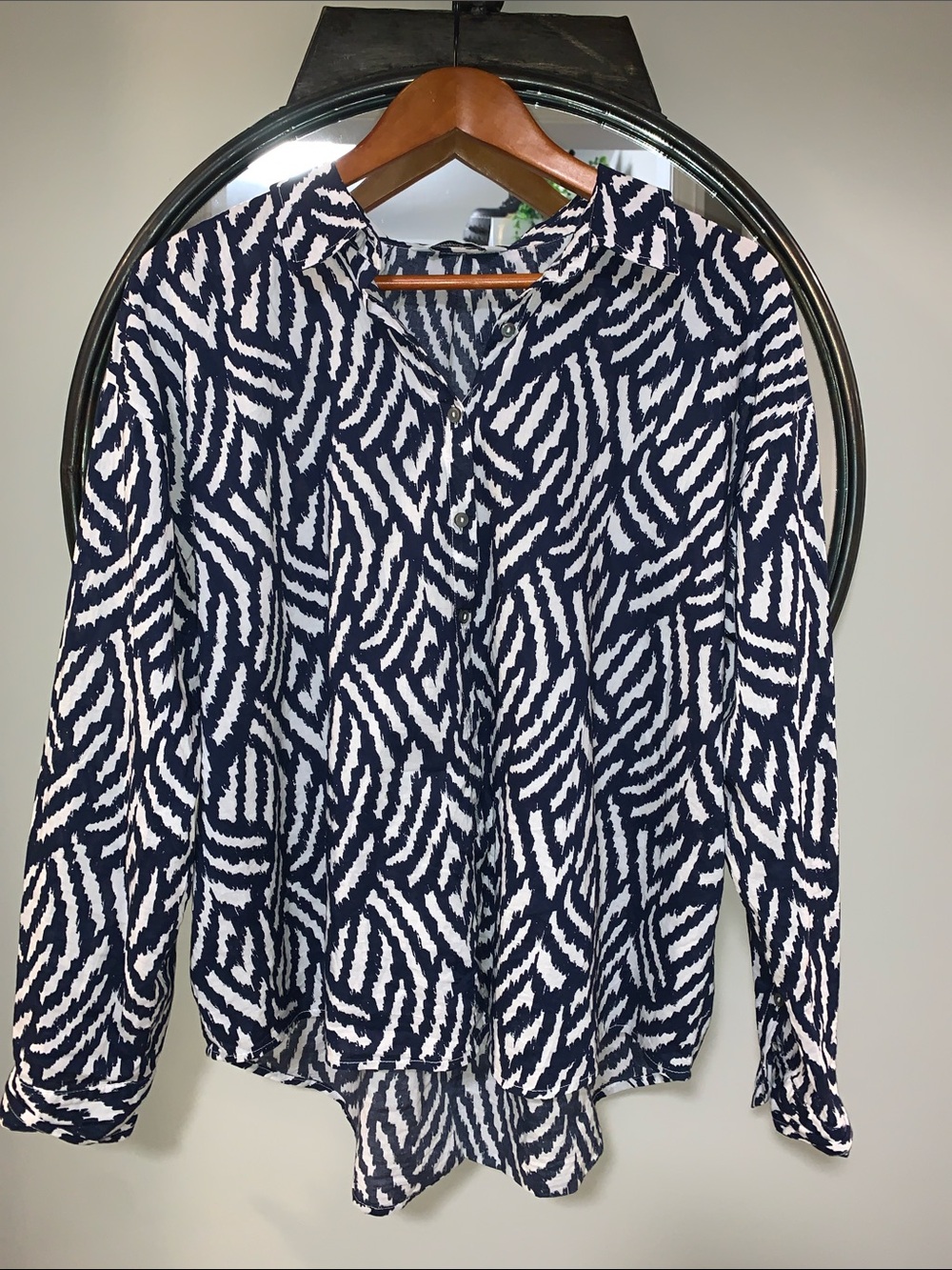 Sonoma Navy and White Patterned Button-Down Shirt